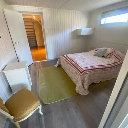 Spacious 1-bedroom, Large Living Haven In * Bjelland